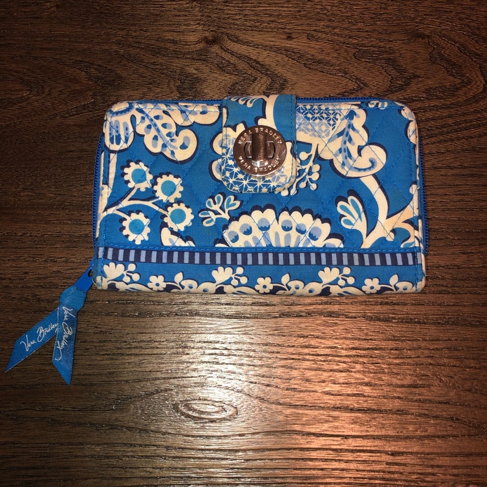 Vera Bradley wallet